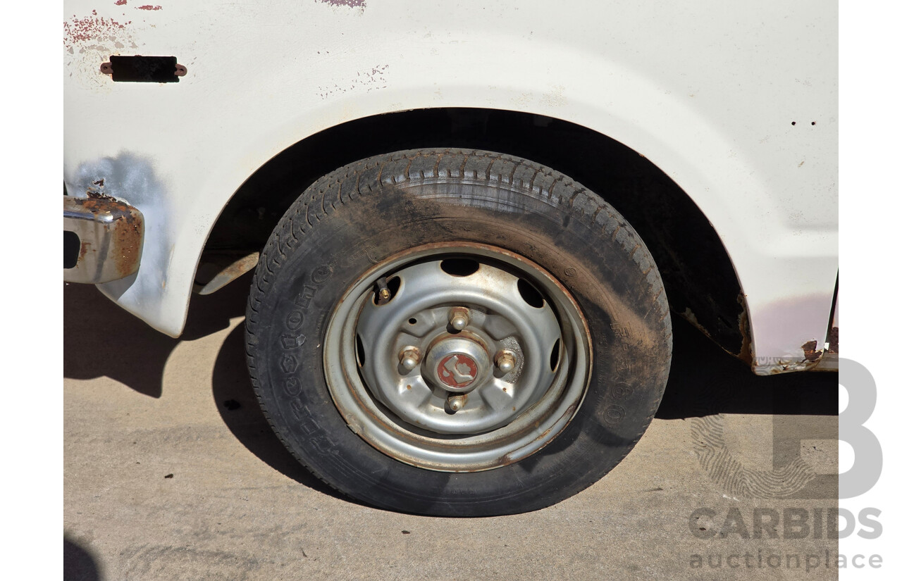 12/1974 Honda Civic SB1 1st Gen 2d Sedan White 1.2L