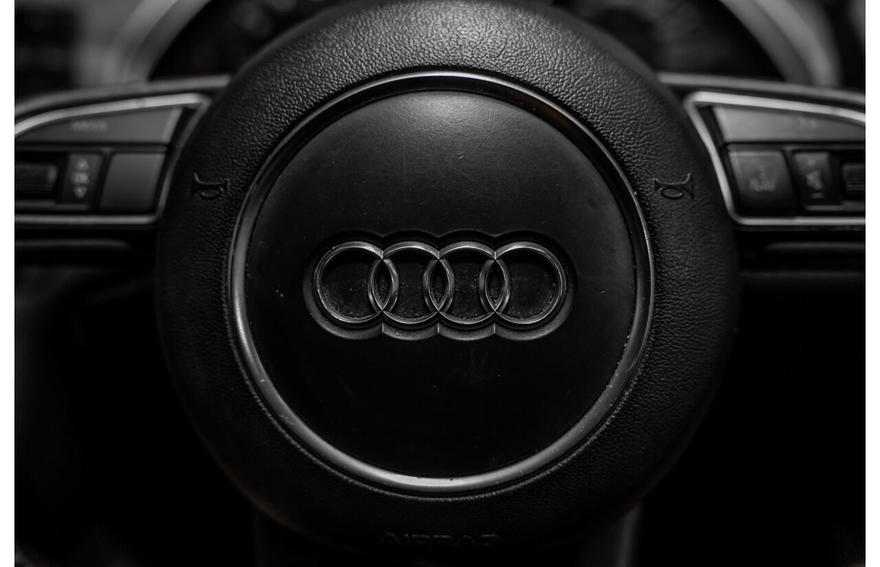 01/2012 Audi Q7 3.0 TFSI Quattro (AWD) MY12 4d Wagon Orca Black Metallic Supercharged V6 3.0L