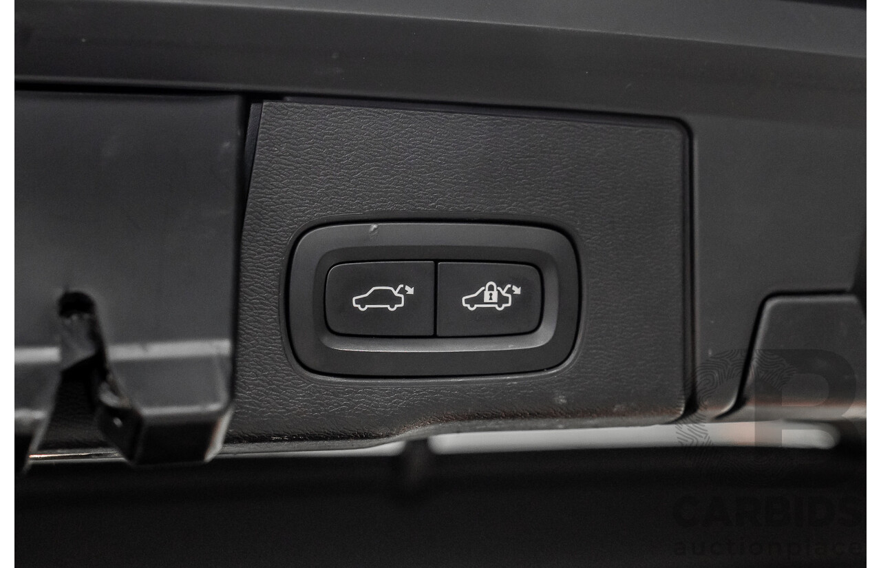 06/2020 Volvo XC60 T5 Inscription (AWD) 246 MY21 4D Wagon Onyx Black Turbo 2.0L