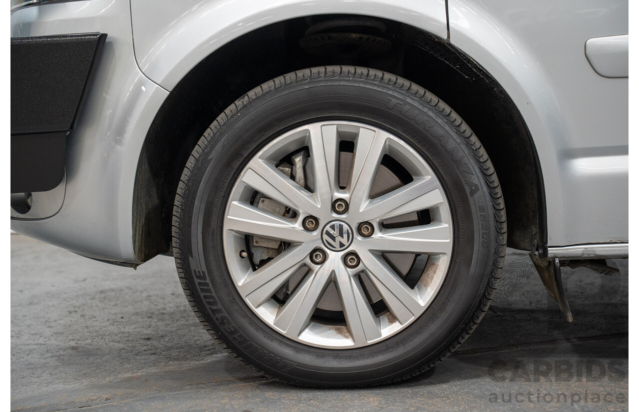 10/2015 Volkswagen Multivan Comfortline TDI400 FWD T5 MY15 4D Wagon Reflex Silver Turbo Diesel 2.0L - 7 Seats