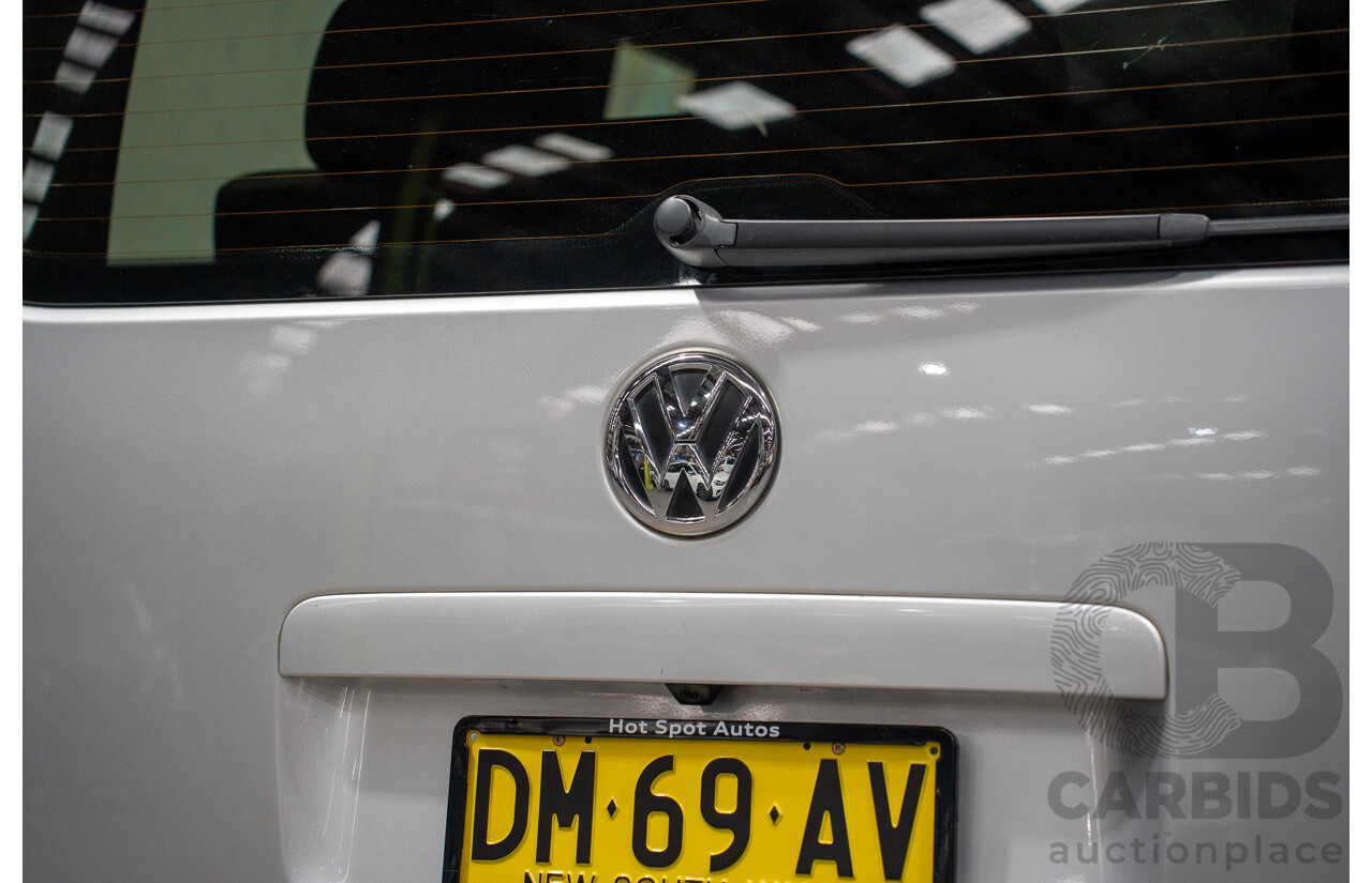 10/2015 Volkswagen Multivan Comfortline TDI400 FWD T5 MY15 4D Wagon Reflex Silver Turbo Diesel 2.0L - 7 Seats
