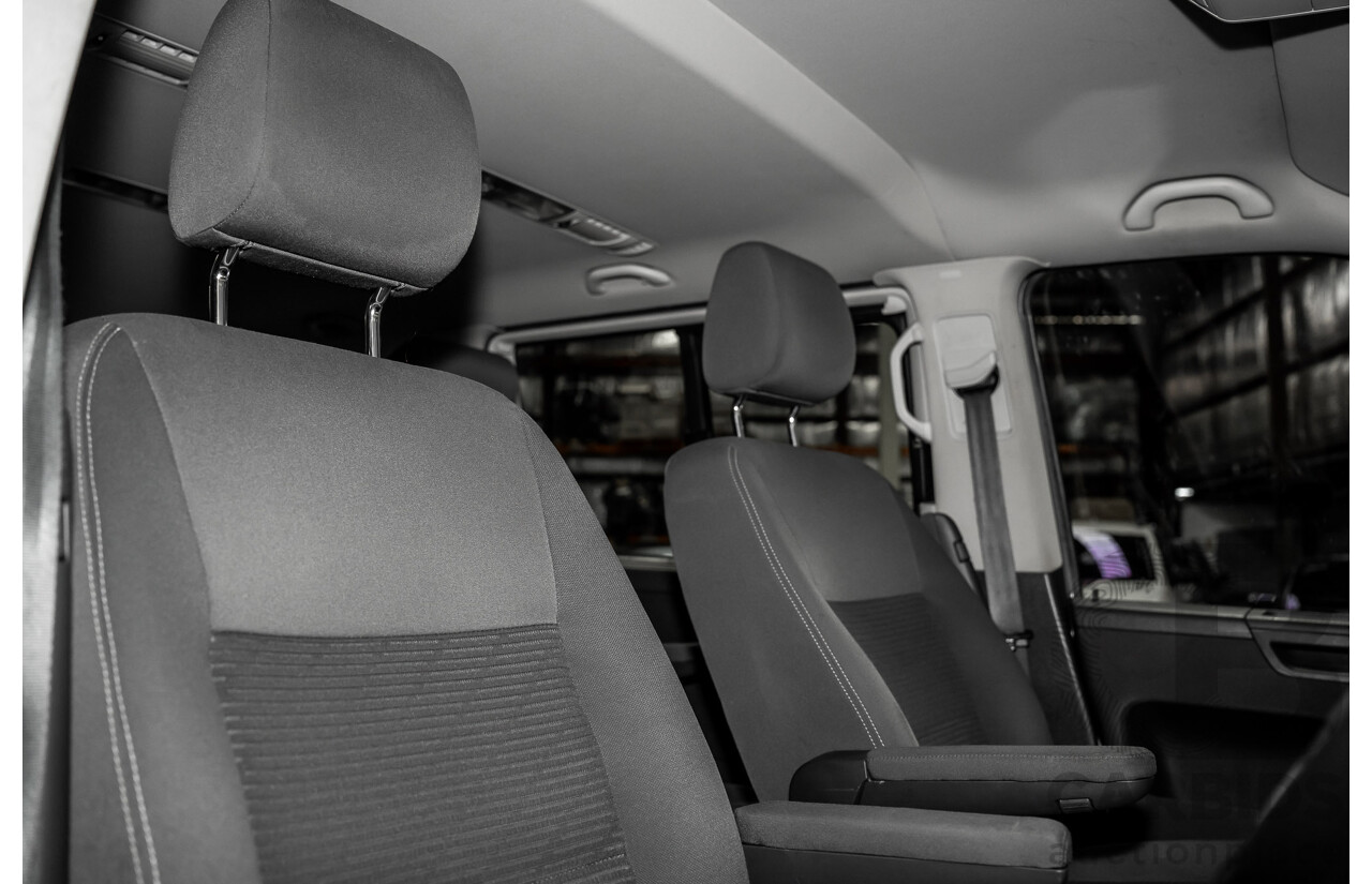 10/2015 Volkswagen Multivan Comfortline TDI400 FWD T5 MY15 4D Wagon Reflex Silver Turbo Diesel 2.0L - 7 Seats