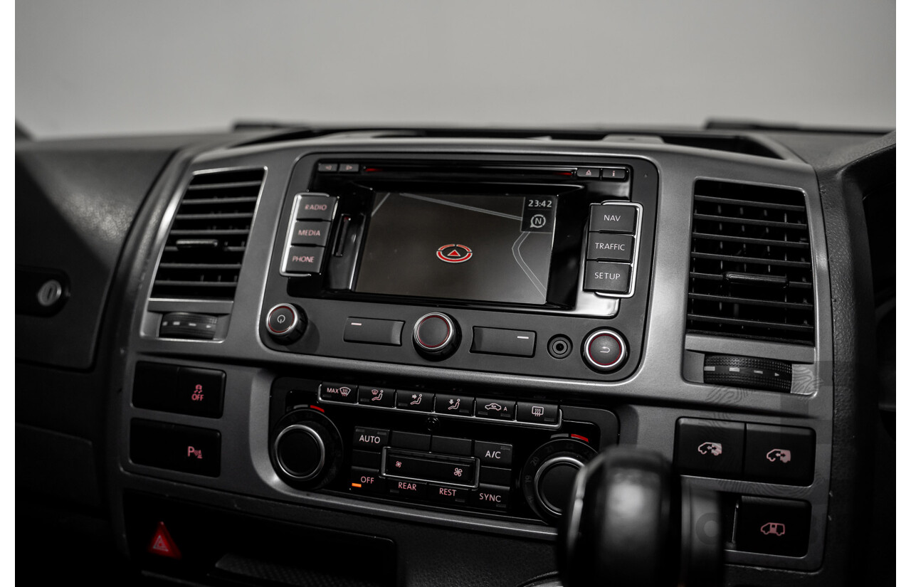 10/2015 Volkswagen Multivan Comfortline TDI400 FWD T5 MY15 4D Wagon Reflex Silver Turbo Diesel 2.0L - 7 Seats