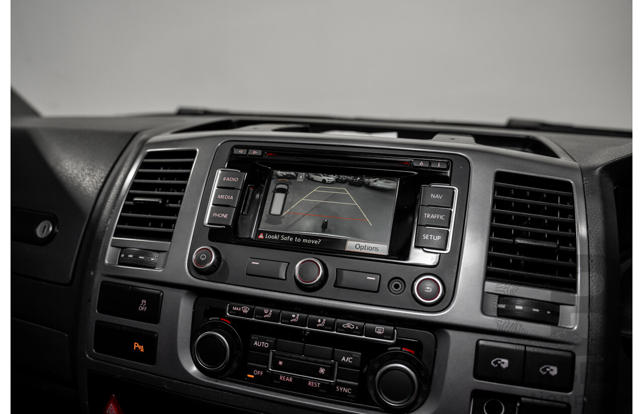 10/2015 Volkswagen Multivan Comfortline TDI400 FWD T5 MY15 4D Wagon Reflex Silver Turbo Diesel 2.0L - 7 Seats