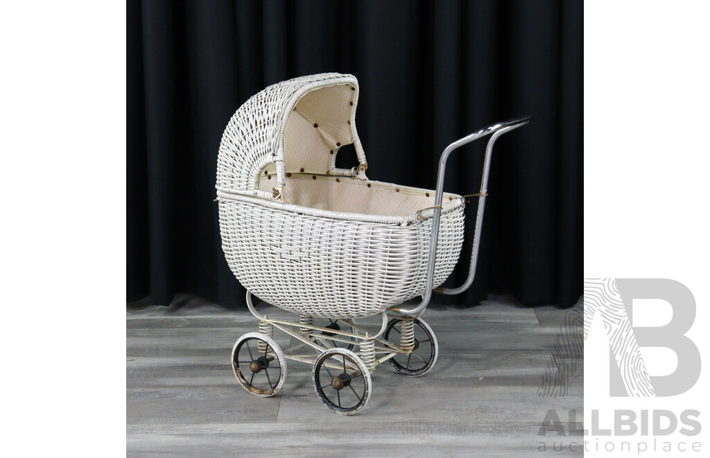 Vintage Wicker Dolls Pram