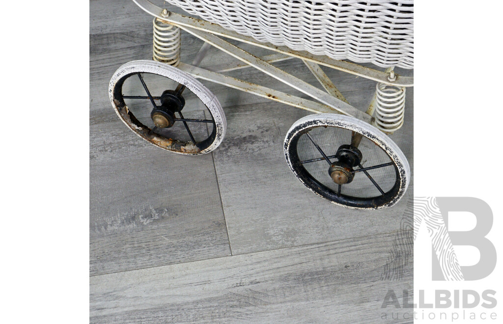 Vintage Wicker Dolls Pram
