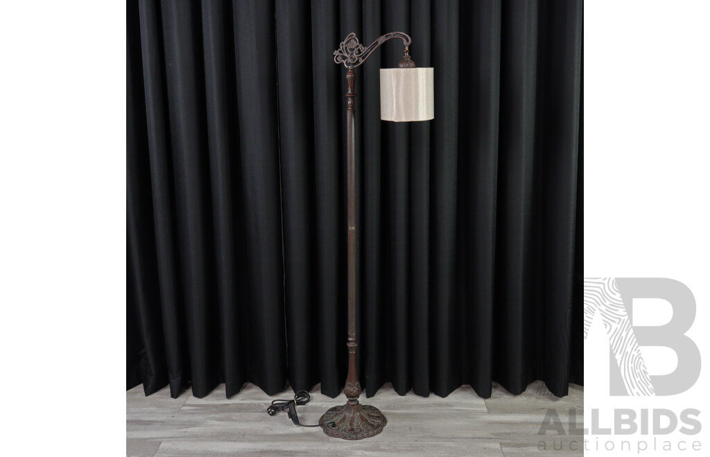 Metal Floor Lamp with Hanging Shade