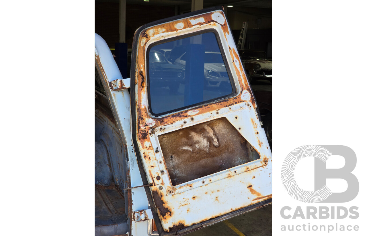 2/1978 Ford XC Falcon Panel Van Diamond White 4.1L