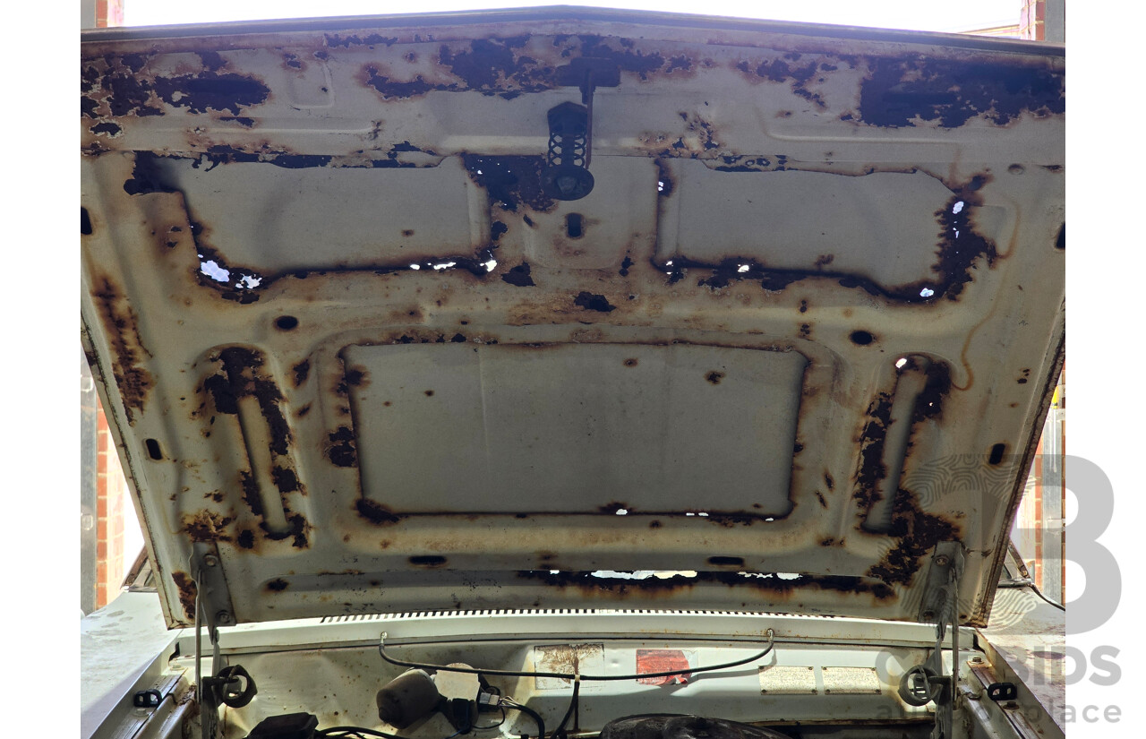 2/1978 Ford XC Falcon Panel Van Diamond White 4.1L