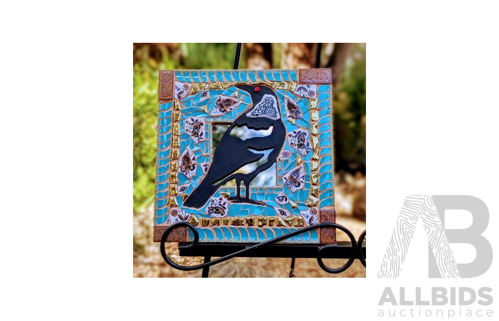 Mosaic Art Piece - Retro Magpie