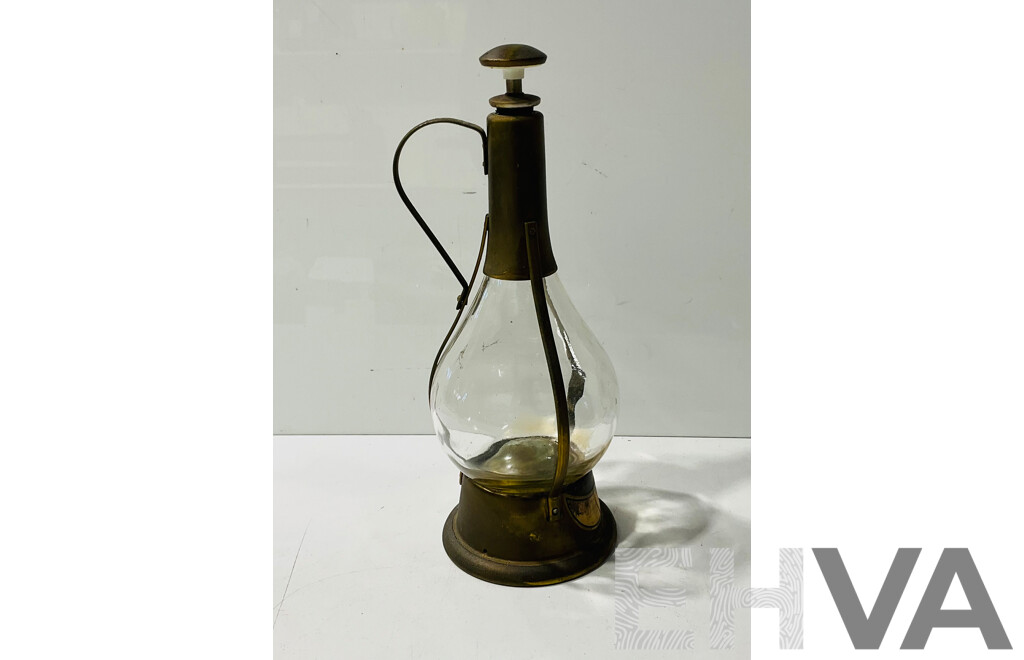 Retro Lindermans Sherry Musical Decanter