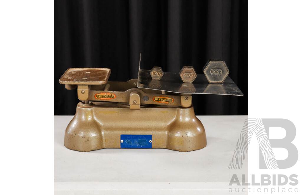 Vintage Metal Counter Top Balance Scale Marked PMG