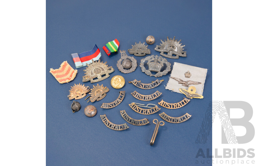 Collection of Australian Military Forces Badges, Buttons and Pins