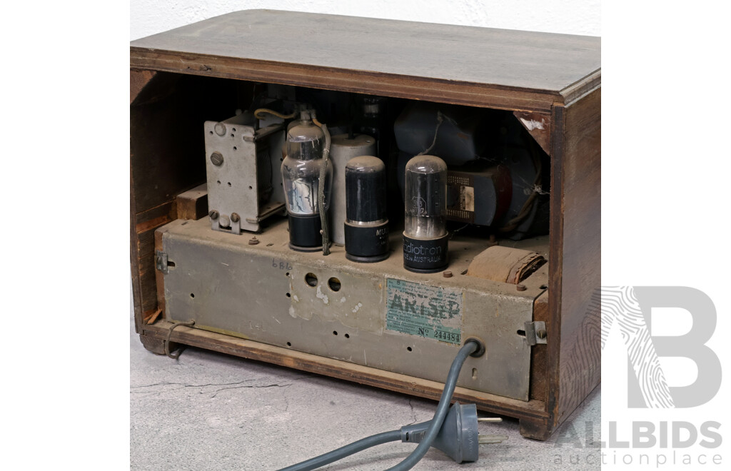 Vintage Art Deco Style Electrosound Radio