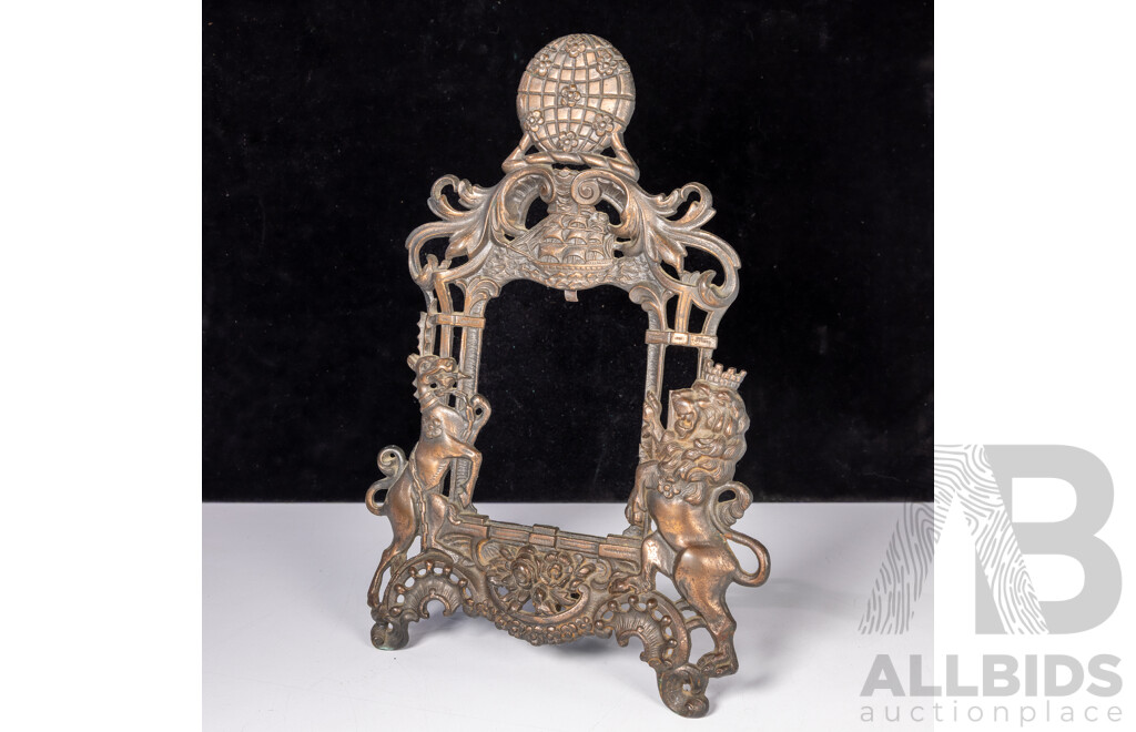 Vintage Metal Photograph Frame with English Theme