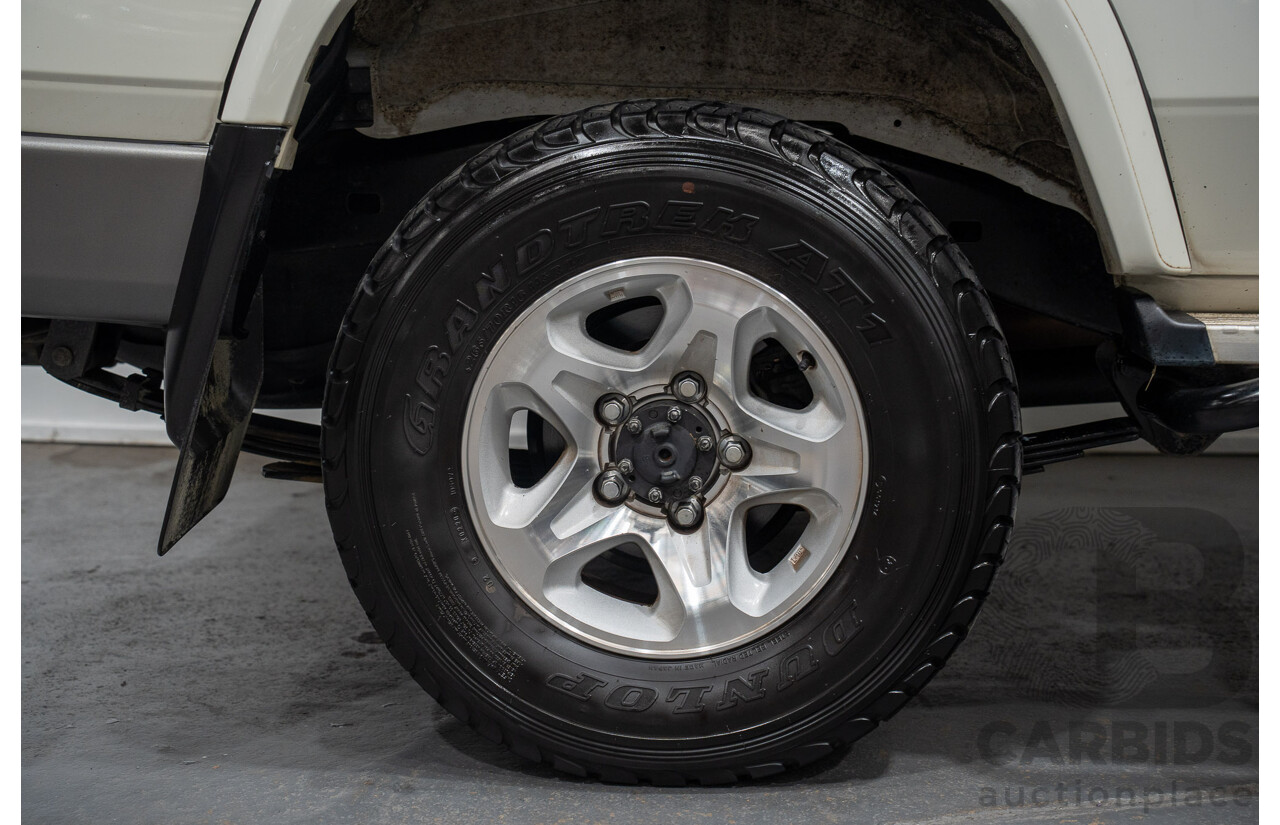 02/2020 Toyota Landcruiser GXL (4x4) 4x4 VDJ76R 4d Wagon White Turbo Diesel V8 4.5L