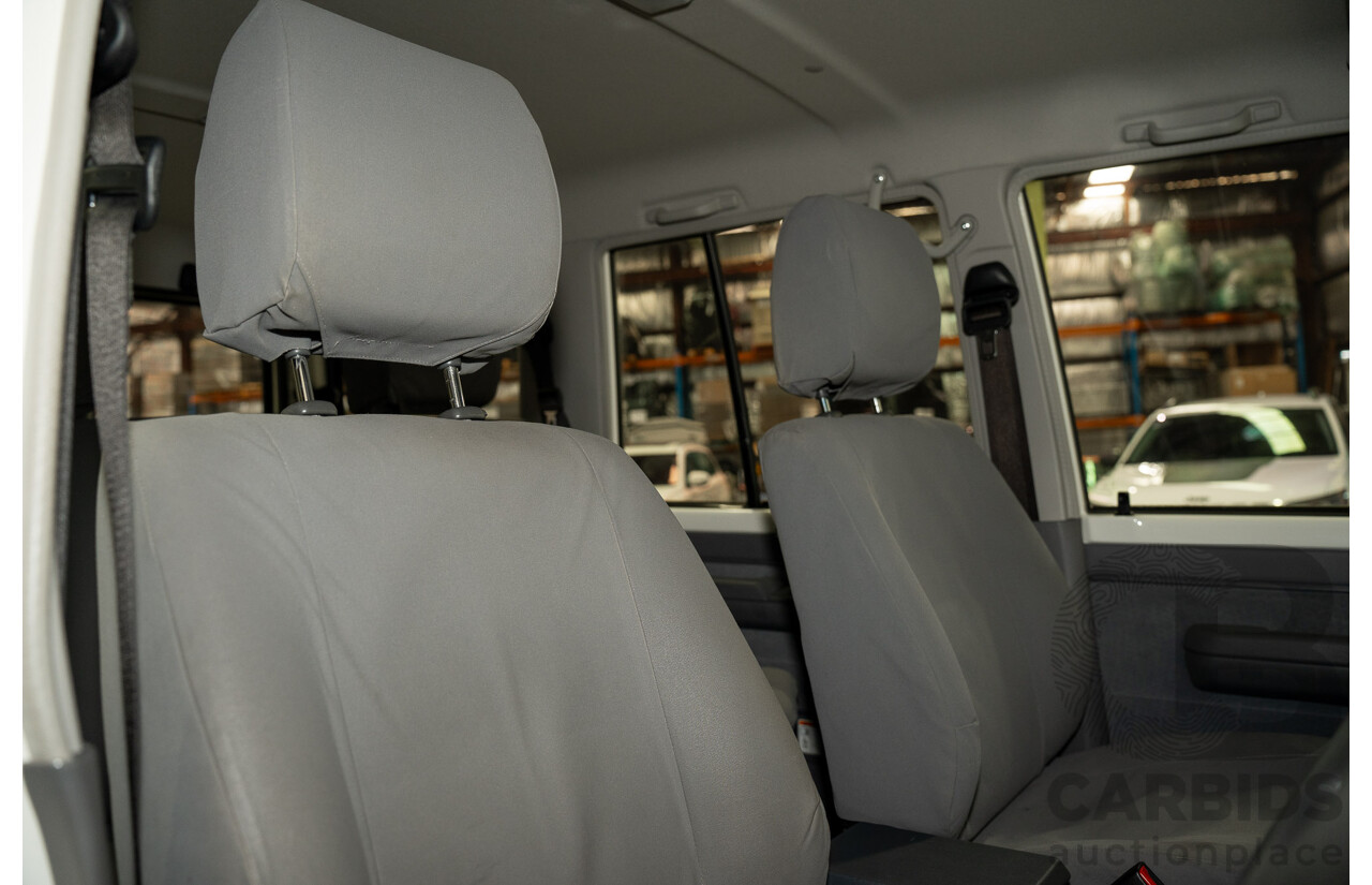 02/2020 Toyota Landcruiser GXL (4x4) 4x4 VDJ76R 4d Wagon White Turbo Diesel V8 4.5L