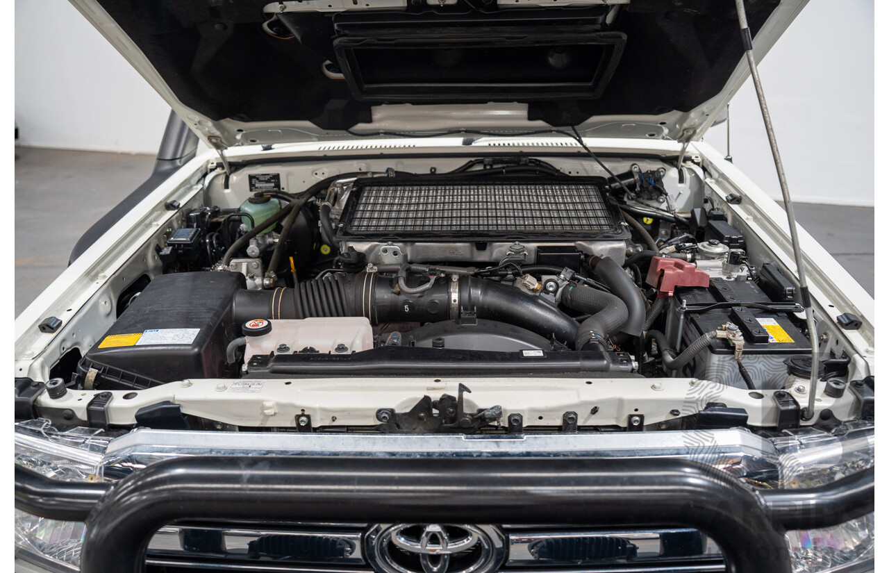 02/2020 Toyota Landcruiser GXL (4x4) 4x4 VDJ76R 4d Wagon White Turbo Diesel V8 4.5L