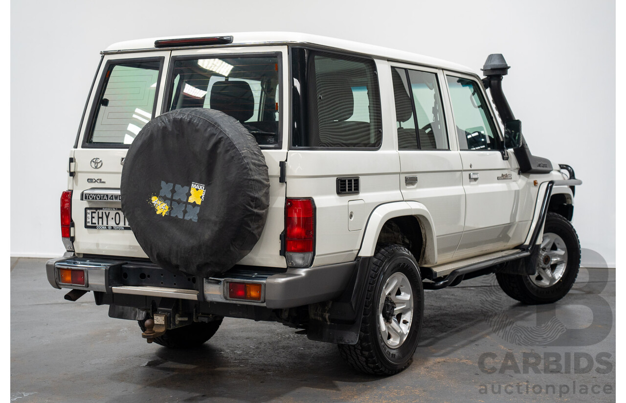 02/2020 Toyota Landcruiser GXL (4x4) 4x4 VDJ76R 4d Wagon White Turbo Diesel V8 4.5L