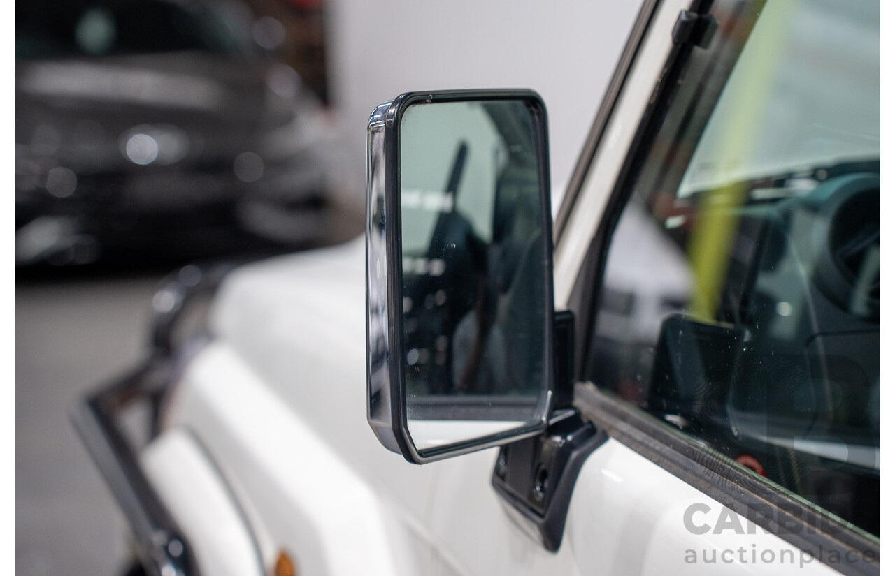 02/2020 Toyota Landcruiser GXL (4x4) 4x4 VDJ76R 4d Wagon White Turbo Diesel V8 4.5L