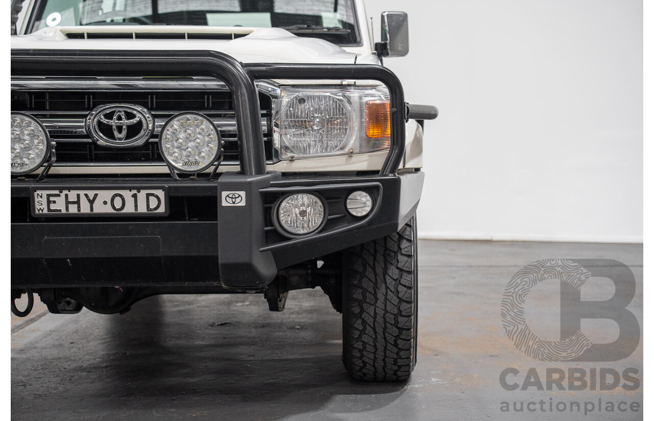 02/2020 Toyota Landcruiser GXL (4x4) 4x4 VDJ76R 4d Wagon White Turbo Diesel V8 4.5L