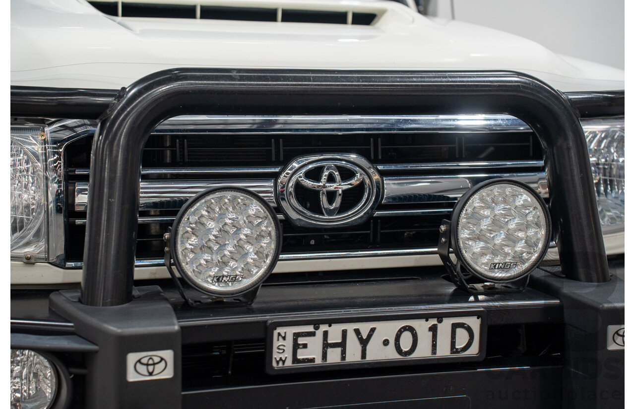 02/2020 Toyota Landcruiser GXL (4x4) 4x4 VDJ76R 4d Wagon White Turbo Diesel V8 4.5L