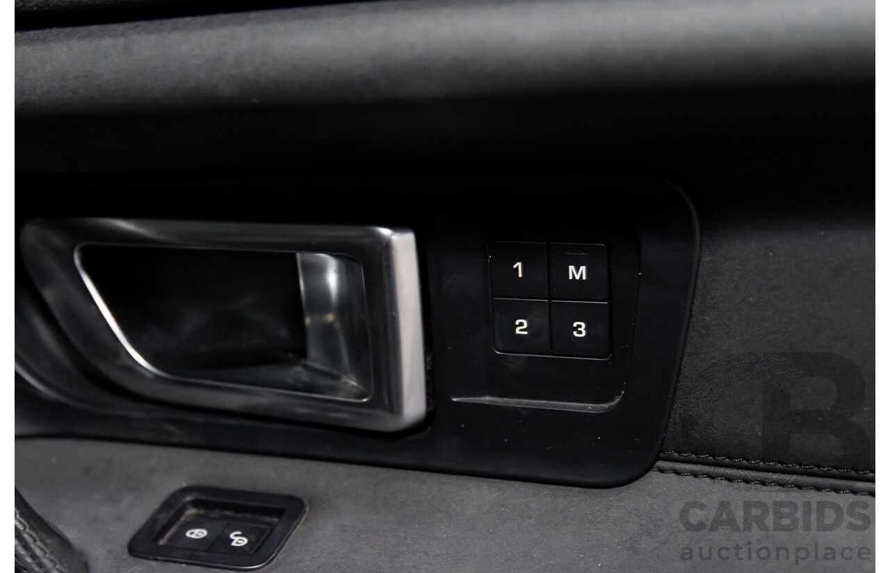 11/2016 Land Rover Discovery Sport TD4 180 HSE (AWD) LC MY17 4D Wagon Santorini Metallic Black Turbo Diesel 2.0L - 7 Seater