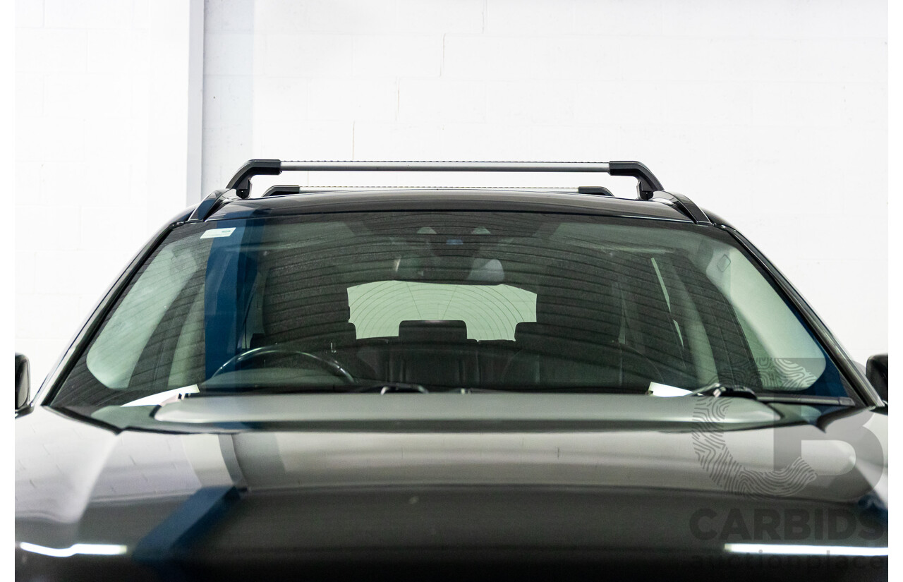 11/2016 Land Rover Discovery Sport TD4 180 HSE (AWD) LC MY17 4D Wagon Santorini Metallic Black Turbo Diesel 2.0L - 7 Seater