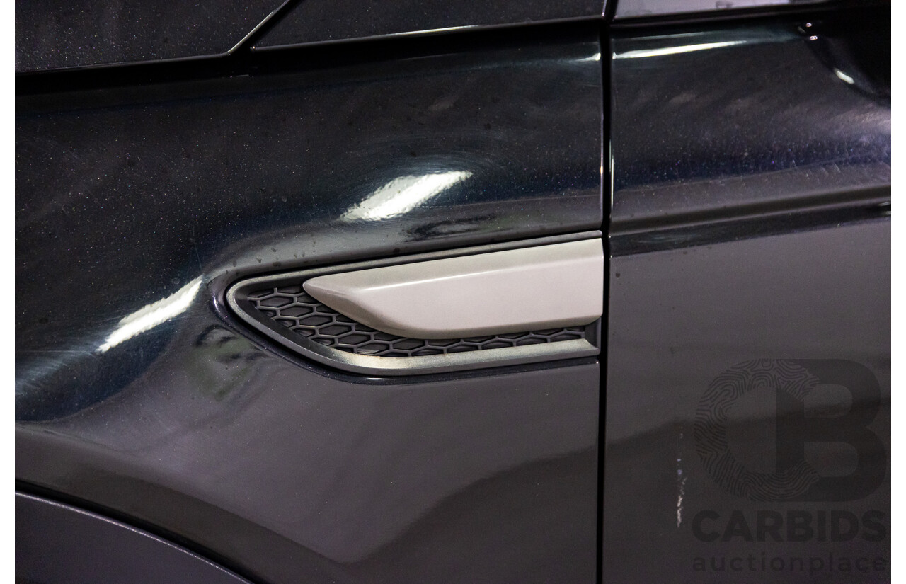 11/2016 Land Rover Discovery Sport TD4 180 HSE (AWD) LC MY17 4D Wagon Santorini Metallic Black Turbo Diesel 2.0L - 7 Seater