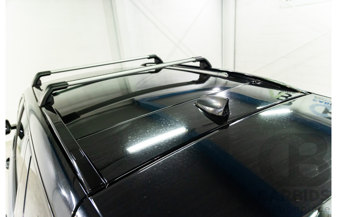 11/2016 Land Rover Discovery Sport TD4 180 HSE (AWD) LC MY17 4D Wagon Santorini Metallic Black Turbo Diesel 2.0L - 7 Seater