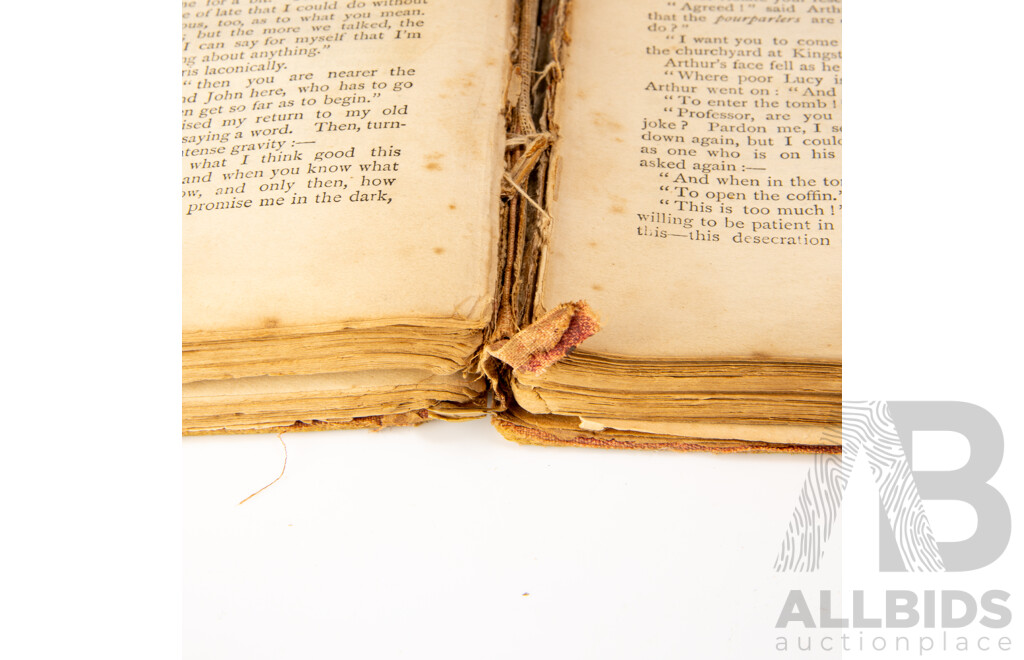 Extremely Rare First Colonial Edition, Bram Stoker's Dracula, Hutchinsons Colonial Edition, Hutchinson & Co, London, 1897, Cloth Bound Hardcover