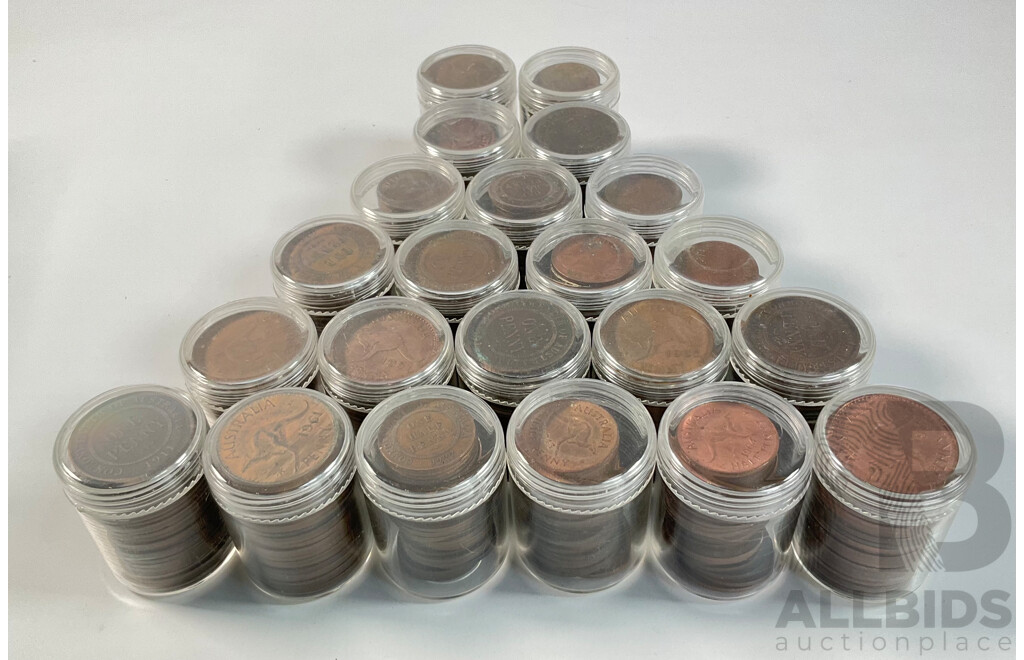 Collection of Australian Pennies and Half Pennies, Examples Spanning 1911 to 1964 - Approximately 4.6 Kilograms
