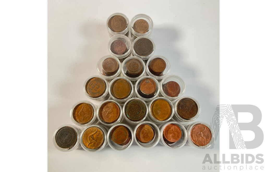 Collection of Australian Pennies and Half Pennies, Examples Spanning 1911 to 1964 - Approximately 4.6 Kilograms