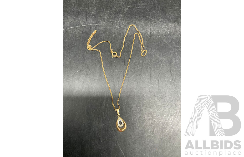 Assorted KSUBI Mens Jeans Size 39 and 36, Duffle Bag, Neckles - Lot of 4