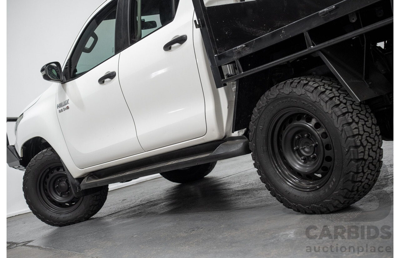 5/2019 Toyota Hilux SR (4x4) GUN126R MY19 UPGRADE Double C/Chas White Turbo Diesel 2.8L