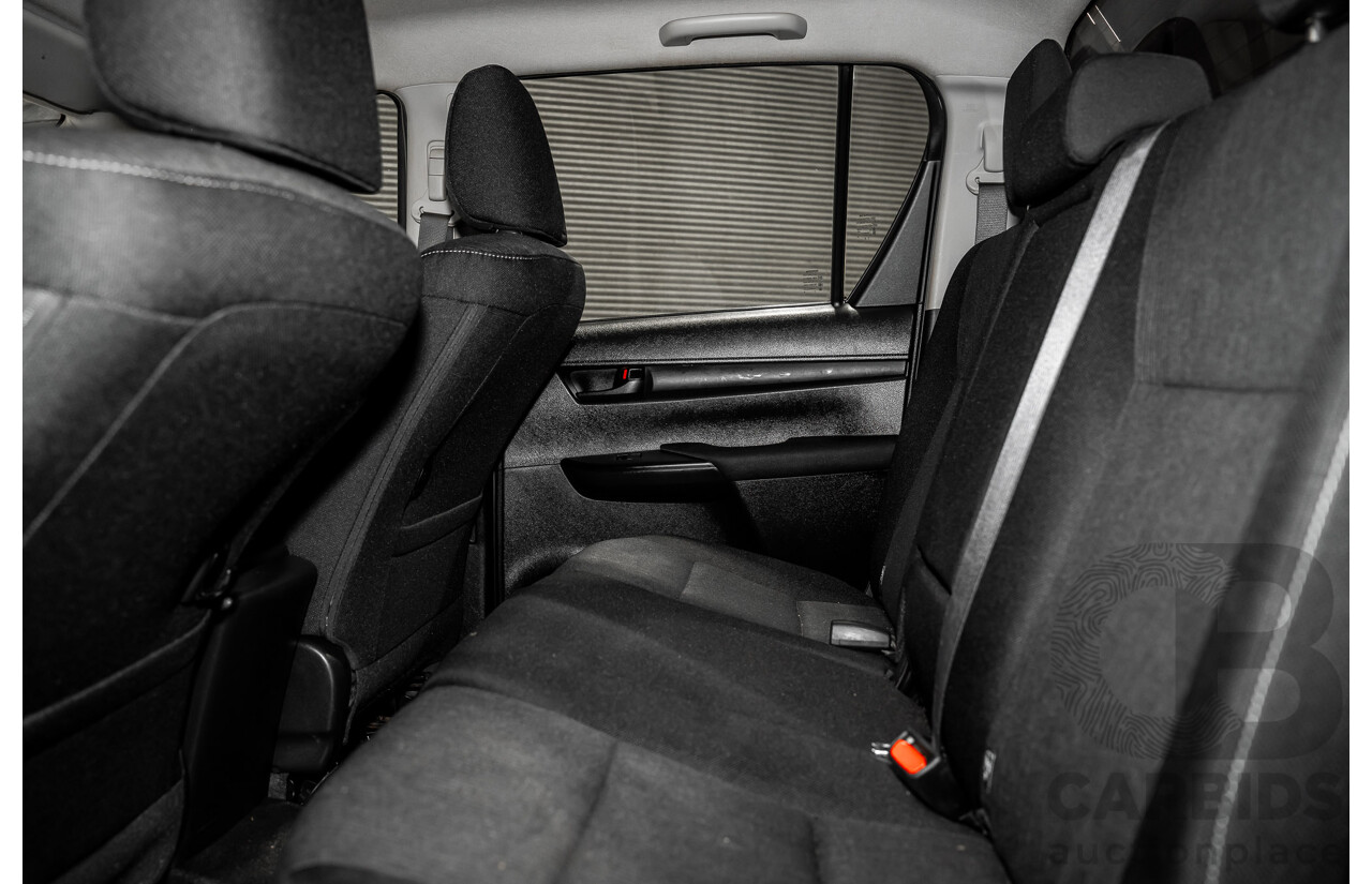 5/2019 Toyota Hilux SR (4x4) GUN126R MY19 UPGRADE Double C/Chas White Turbo Diesel 2.8L