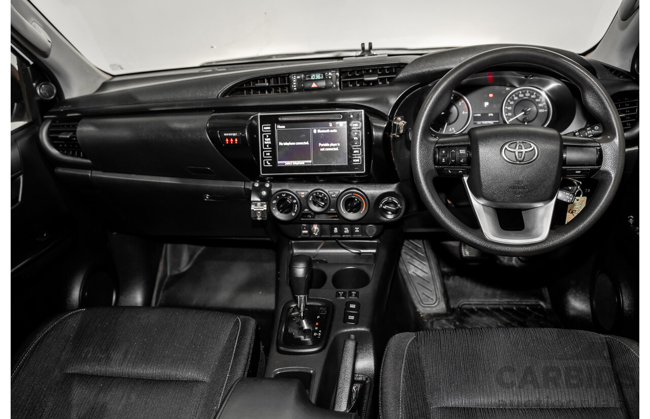 5/2019 Toyota Hilux SR (4x4) GUN126R MY19 UPGRADE Double C/Chas White Turbo Diesel 2.8L