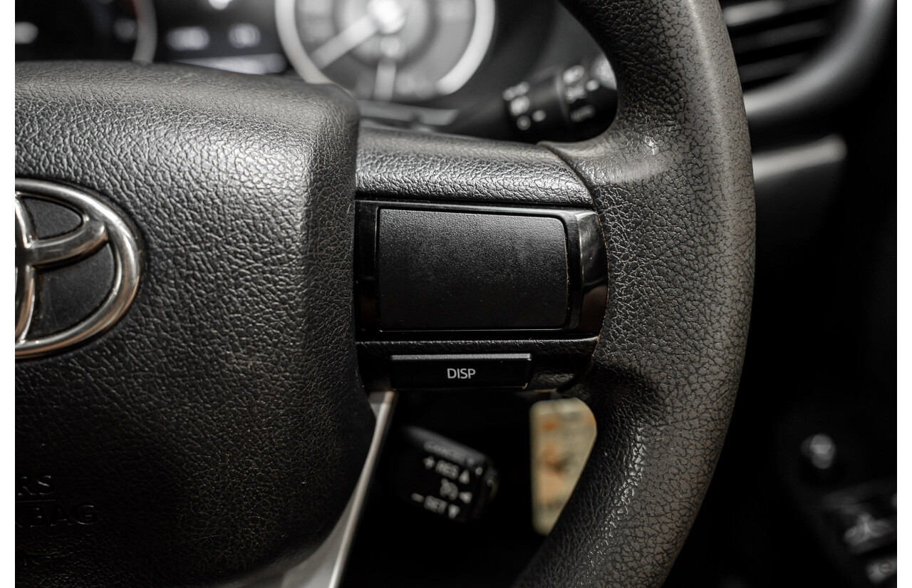 5/2019 Toyota Hilux SR (4x4) GUN126R MY19 UPGRADE Double C/Chas White Turbo Diesel 2.8L