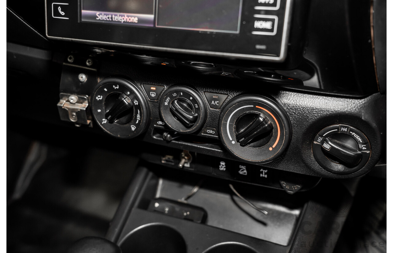 5/2019 Toyota Hilux SR (4x4) GUN126R MY19 UPGRADE Double C/Chas White Turbo Diesel 2.8L