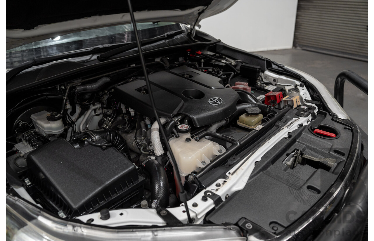 5/2019 Toyota Hilux SR (4x4) GUN126R MY19 UPGRADE Double C/Chas White Turbo Diesel 2.8L