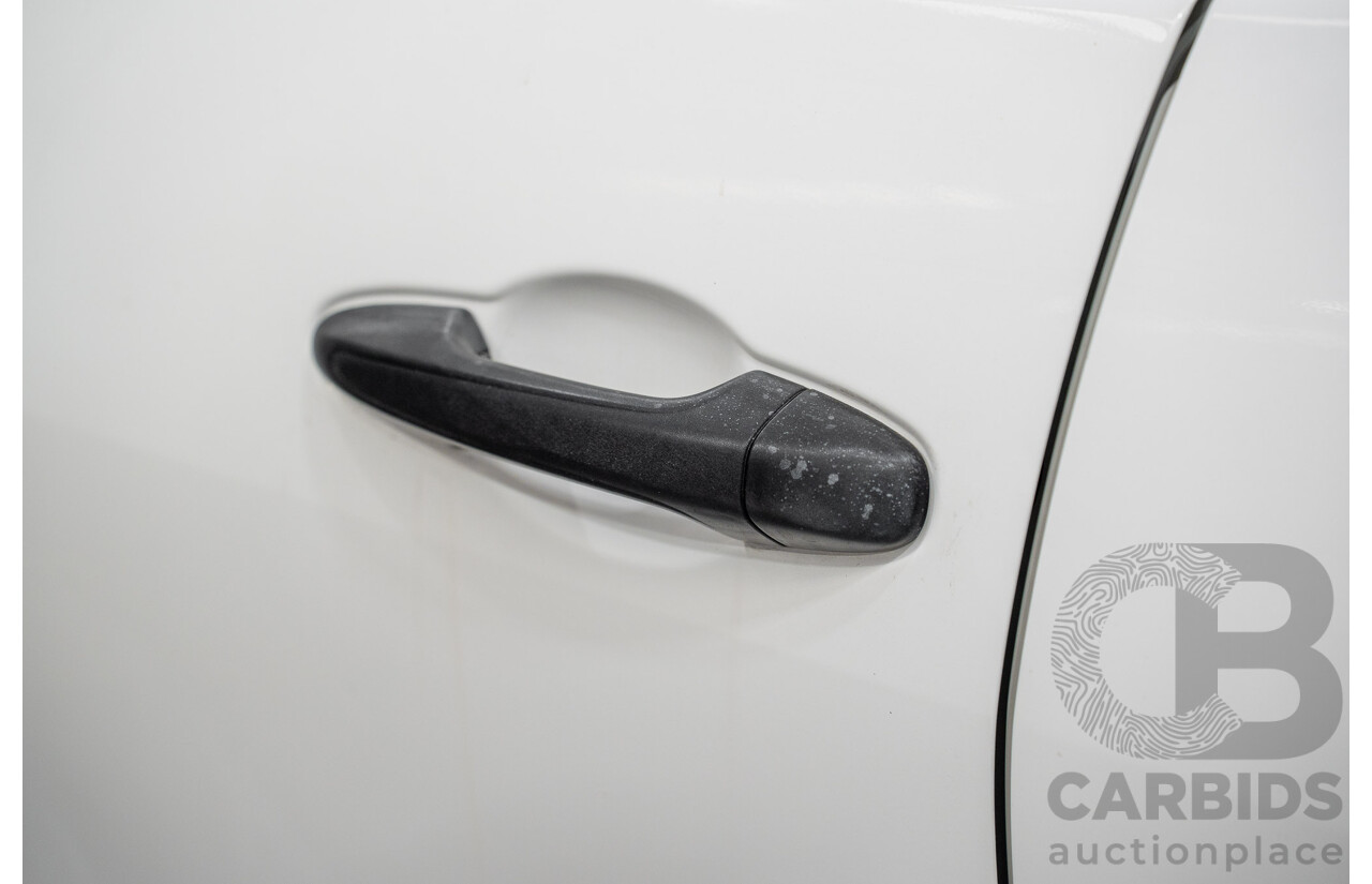 5/2019 Toyota Hilux SR (4x4) GUN126R MY19 UPGRADE Double C/Chas White Turbo Diesel 2.8L