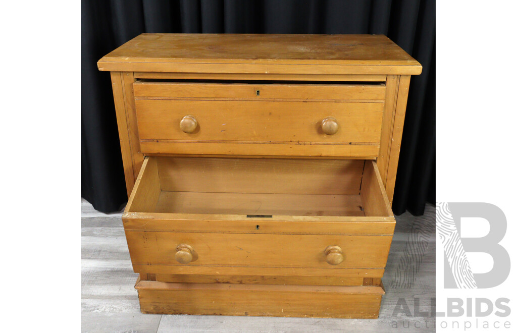 Edwardian Kauri Pine Chest of Drawers