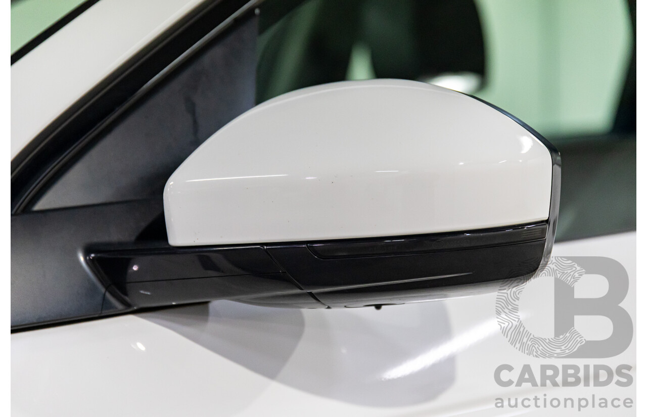 03/2019 Land Rover Discovery Sport SD4 HSE 177kW (AWD) L550 MY19 4d Wagon Fuji White Turbo Diesel 2.0L - 7 Seater