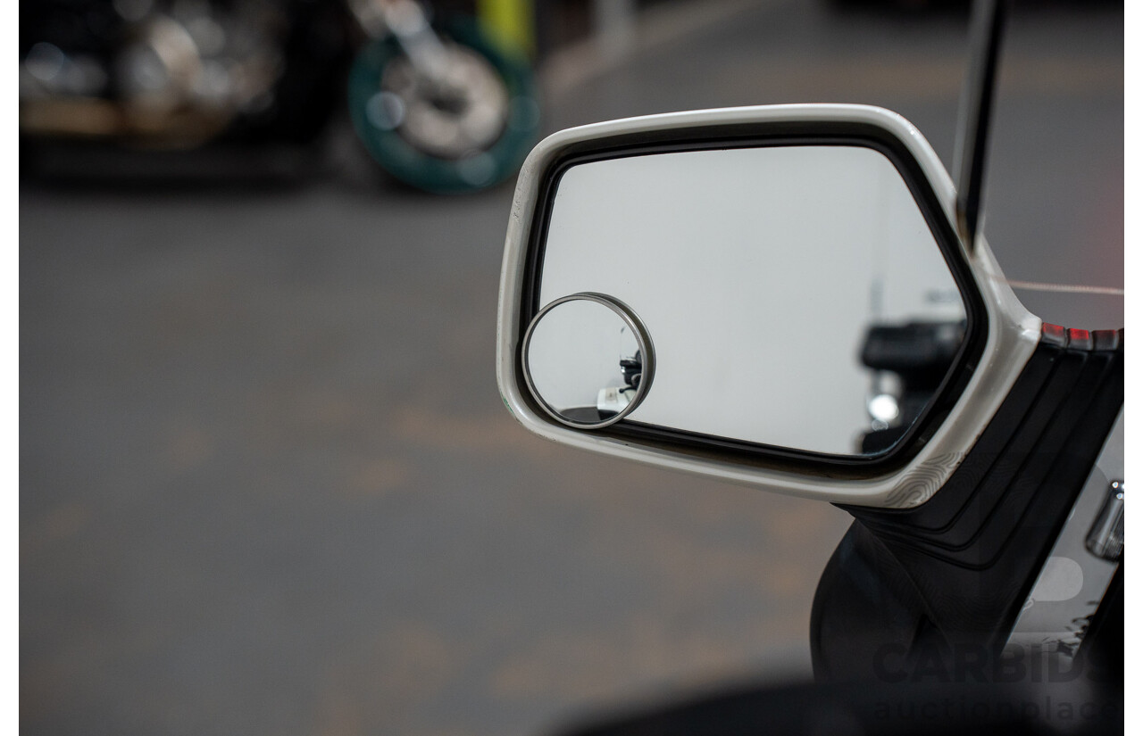 11/1996 Honda Goldwing 1500cc 6cyl Trike