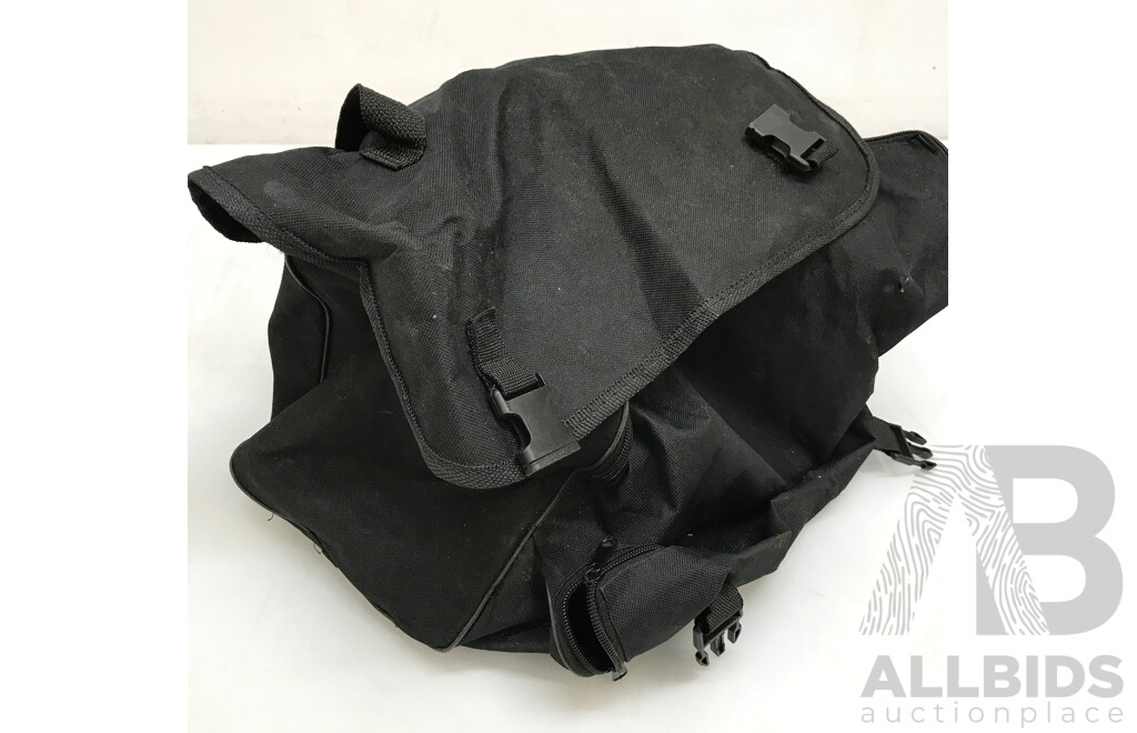 Outbac 12V Air Compressor with Carry Bag