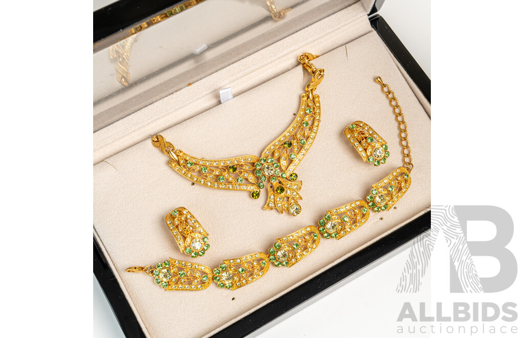 Amanda Suarez Emerald Lake (EKD891) Necklace, Bracelet & Earrings Set - Purchased in Dubai