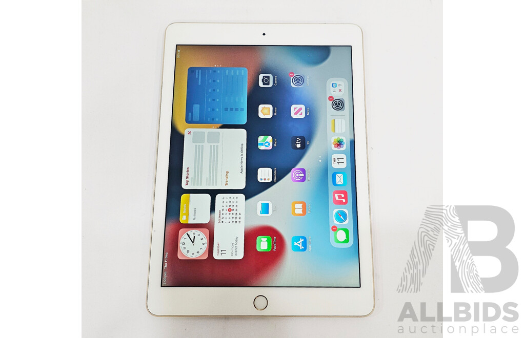 Apple (A1566) 9.7-Inch WIFI 32GB IPad Air 2