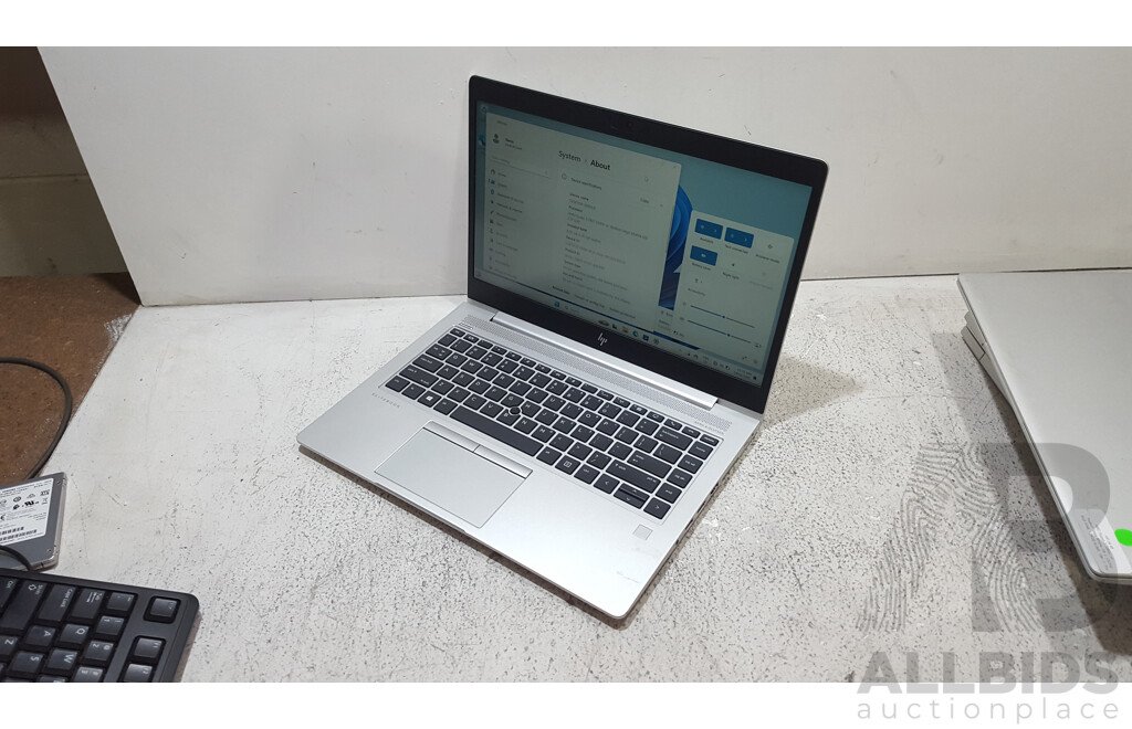 HP EliteBook mt45 AMD Ryzen 3 PRO (3300U) 2.10GHz-3.50GHz 4-Core APU 14-Inch Full HD (1080p) Mobile Thin Client Laptop