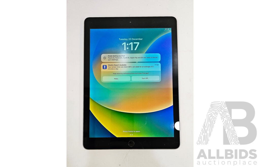 Apple (A1822) 9.7-Inch Wifi 32GB IPad (5th Generation)