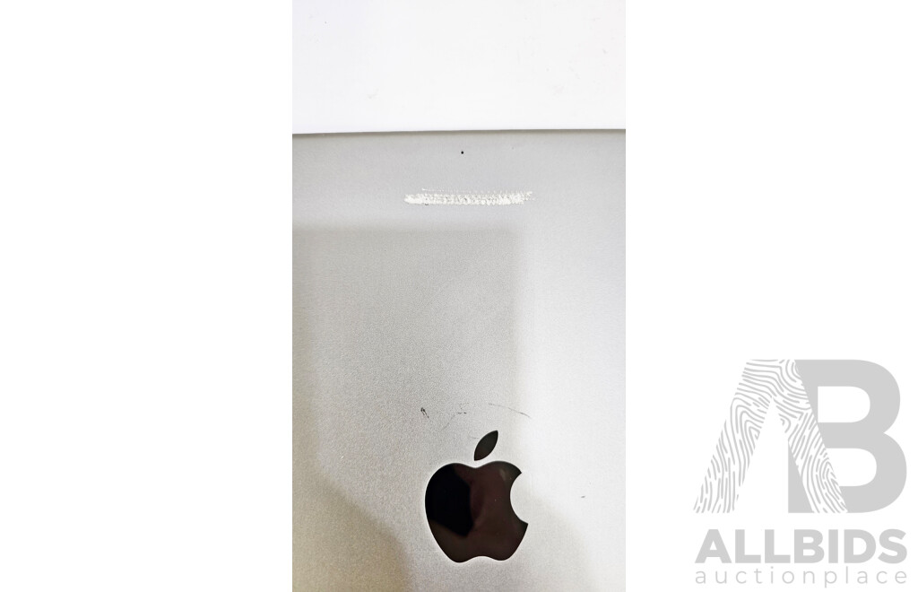 Apple (A1822) 9.7-Inch Wifi 32GB IPad (5th Generation)